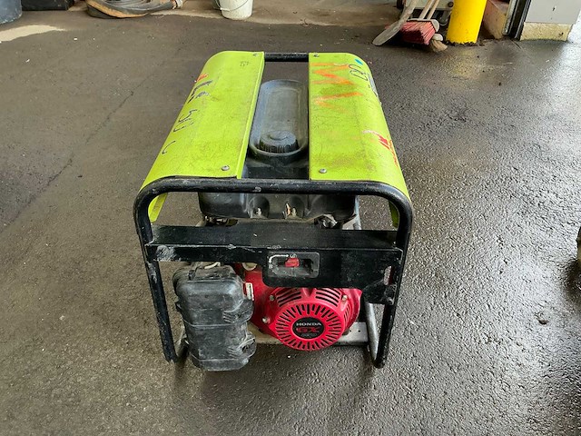 2020 pramac es5000 stroomaggregaat 3,5kva - afbeelding 2 van  9