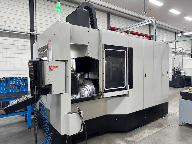 2020 quaser ux630p cnc universal machinecentrum - afbeelding 17 van  21
