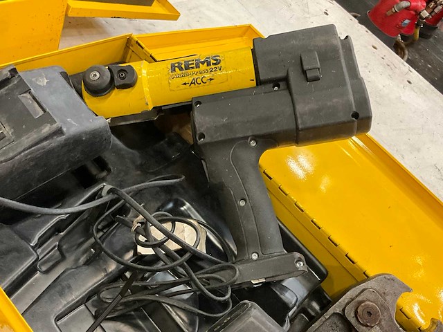 2020 rems akku press 22v accu perstang - afbeelding 1 van  6