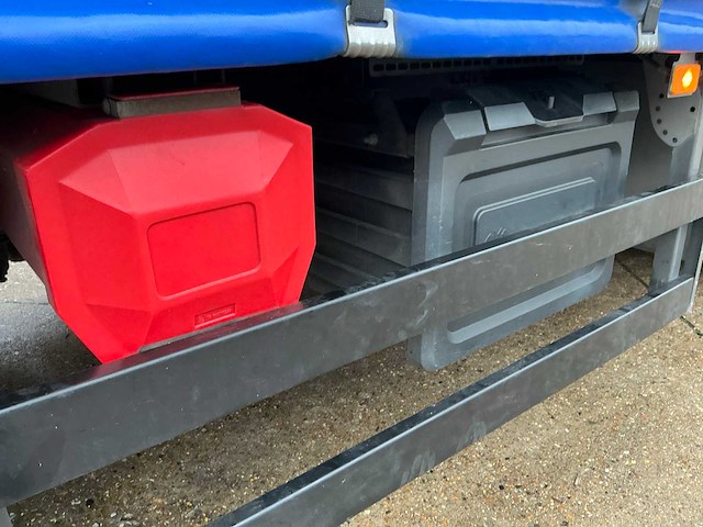 2020 renault t motorwagen met huifopbouw - afbeelding 18 van  48