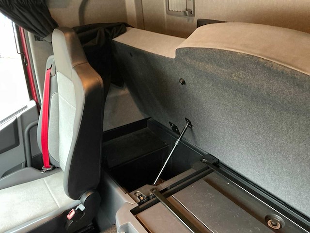 2020 renault t motorwagen met huifopbouw - afbeelding 37 van  48