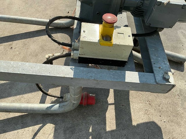 2020 rm 320 mestmixer - afbeelding 3 van  3