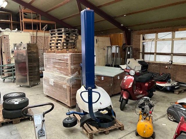 2020 robopac robot m110 frd plus mobiele robot-wrapper - afbeelding 1 van  11