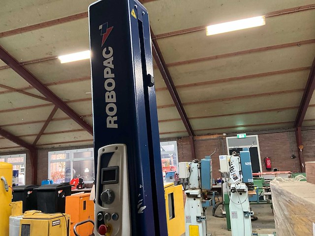 2020 robopac robot m110 frd plus mobiele robot-wrapper - afbeelding 11 van  11