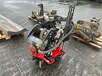 2020 rototilt r5 hydraulische roterende snelwissel - afbeelding 1 van  11