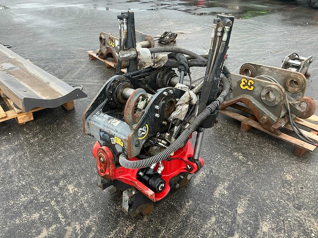 2020 rototilt r5 hydraulische roterende snelwissel - afbeelding 2 van  11