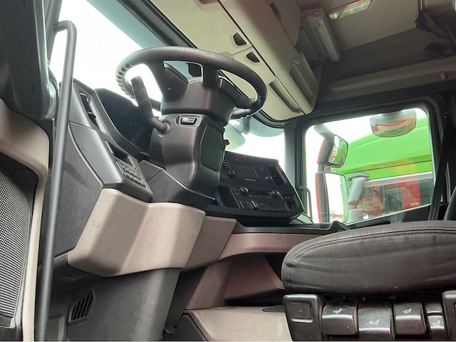 2020 scania r410 lng trekker op lng (74112-3) - afbeelding 9 van  33