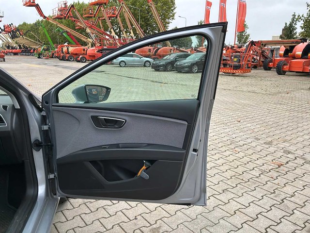 2020 seat leon st fl style 1.6 ultimate edition personenauto - afbeelding 22 van  46