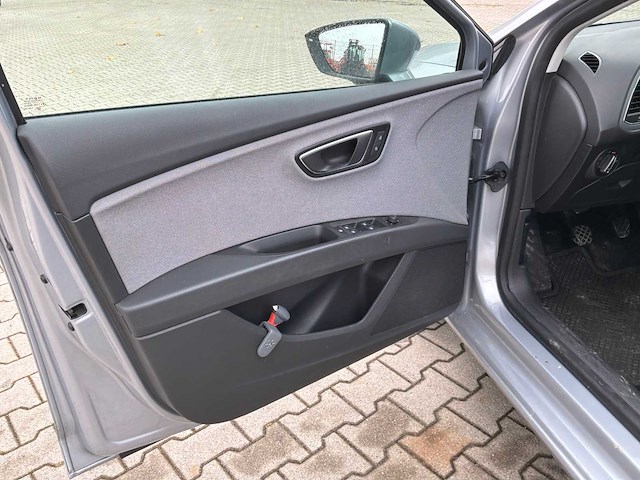 2020 seat leon st fl style 1.6 ultimate edition personenauto - afbeelding 46 van  46