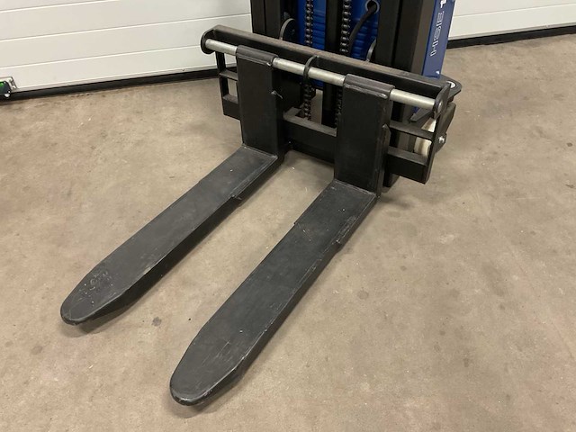 2020 solidhub hse1000/3 (cbs10j) semi-elektrische stapelaar - afbeelding 2 van  9