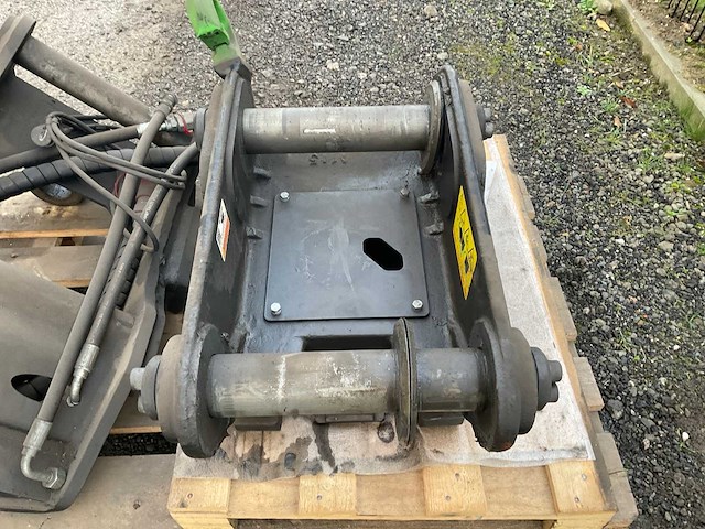 2020 steelwrist x20 s60-s60 fpl kopplaat voor draaikantelstuk, “s60” - afbeelding 5 van  6