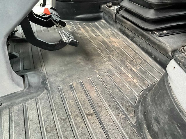 2020 steyr 4125 profi cvt ecotech vierwielaangedreven landbouwtractor - afbeelding 27 van  47