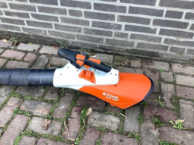 2020 stihl bga200 bladblazer - afbeelding 2 van  3