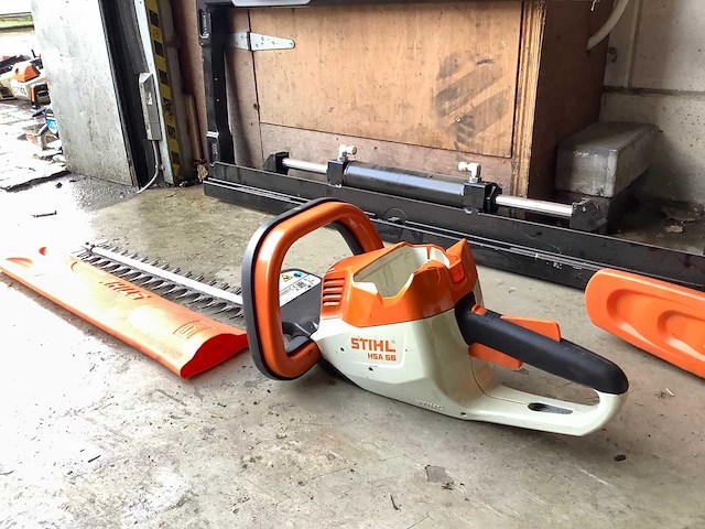 2020 stihl hsa 56 heggenschaar - afbeelding 2 van  4
