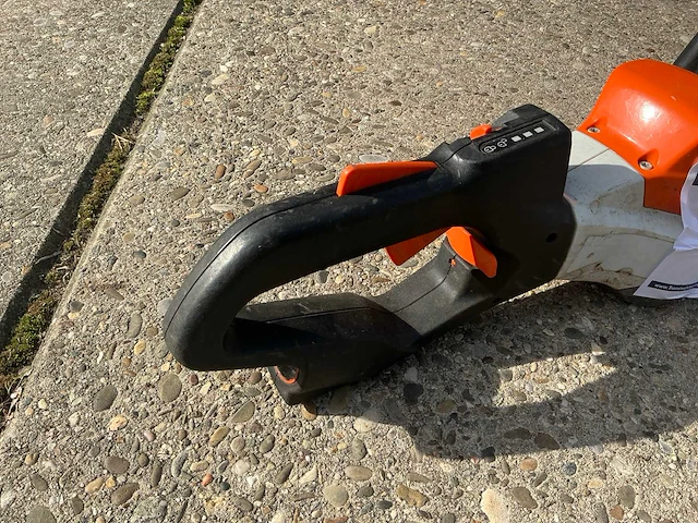 2020 stihl hsa94r heggenschaar - afbeelding 3 van  6