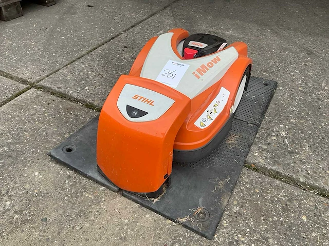 2020 stihl imow rmi 422.0 robotmaaier - afbeelding 1 van  9