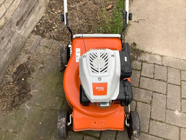 2020 stihl rm248 grasmaaier - afbeelding 1 van  2