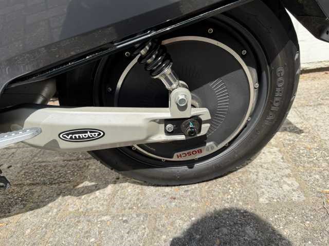 2020 super soco snorscooter cu e-scooter - afbeelding 4 van  5