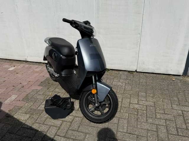 2020 super soco snorscooter cu e-scooter - afbeelding 2 van  4