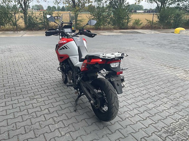 2020 suzuki - v-strom 1050 - motorcycle - afbeelding 9 van  13