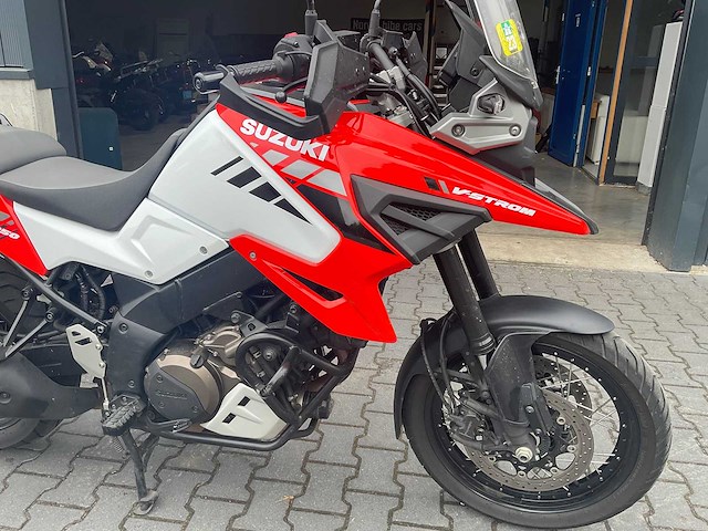 2020 suzuki - v-strom 1050 - motorcycle - afbeelding 13 van  13