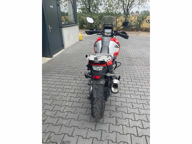 2020 suzuki - v-strom 1050 - motorcycle - afbeelding 10 van  13