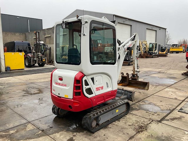 2020 takeuchi tb216 minigraafmachine cw 05 - afbeelding 24 van  29