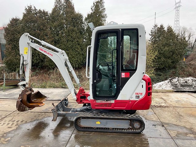 2020 takeuchi tb216 minigraafmachine cw 05 - afbeelding 27 van  29