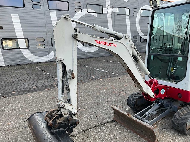 2020 takeuchi tb216 minigraafmachine - afbeelding 8 van  30