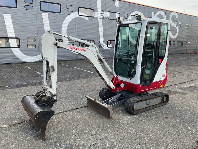 2020 takeuchi tb216 minigraafmachine - afbeelding 1 van  30
