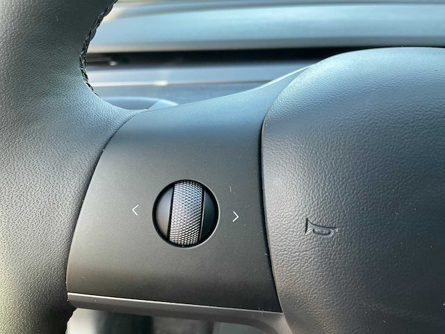 2020 tesla model 3 standard range plus - afbeelding 3 van  23