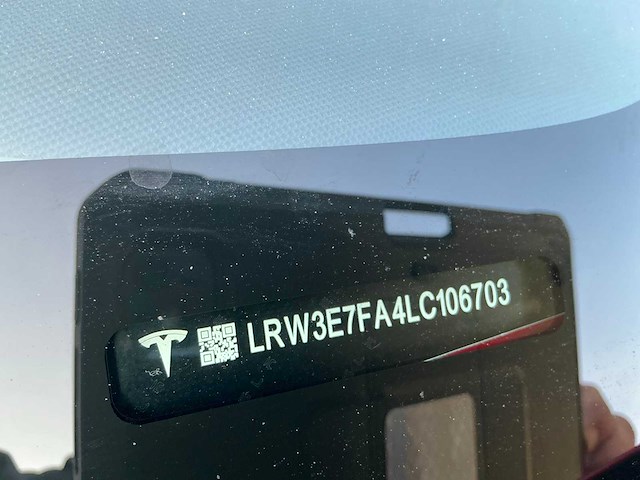 2020 tesla model 3 standard range plus - afbeelding 21 van  23