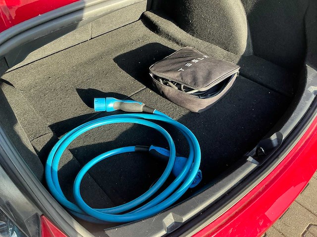 2020 tesla model 3 standard range plus - afbeelding 23 van  23