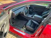 2020 tesla model 3 - afbeelding 30 van  30