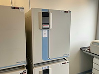2020 thermo wetenschappelijke heracell 150i gp laboratorium co2-incubator (2x) - afbeelding 2 van  13