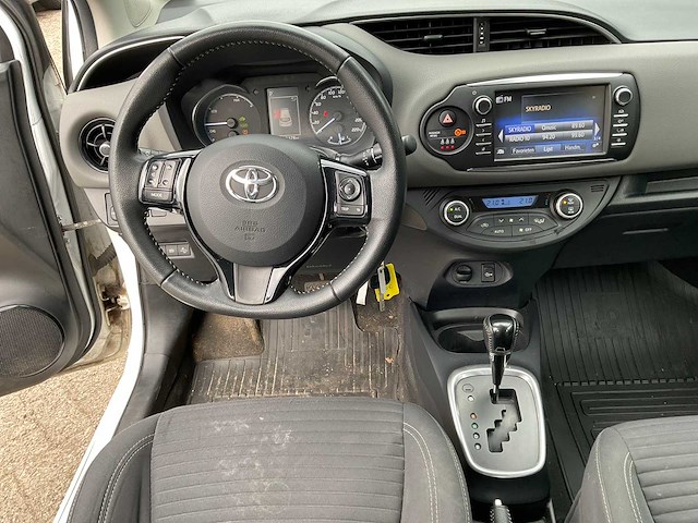 2020 toyota yaris 1.5 hybrid dynamic personenauto - afbeelding 6 van  34