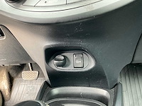 2020 toyota yaris 1.5 hybrid dynamic personenauto - afbeelding 17 van  34