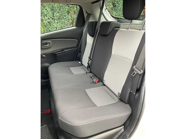 2020 toyota yaris 1.5 hybrid dynamic personenauto - afbeelding 27 van  34
