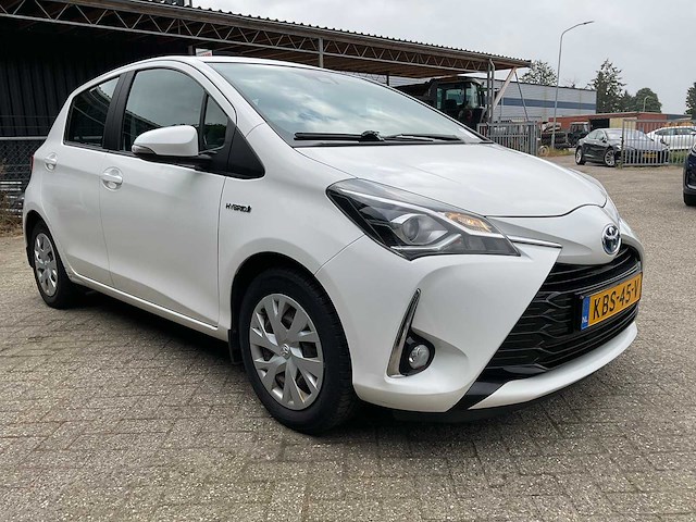 2020 toyota yaris 1.5 hybrid dynamic personenauto - afbeelding 31 van  34