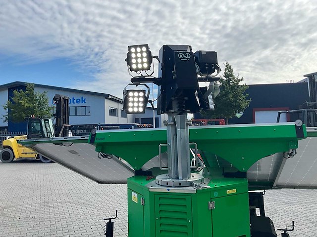 2020 trieme x-solar lichtmast led met zonnepaneel - afbeelding 2 van  18