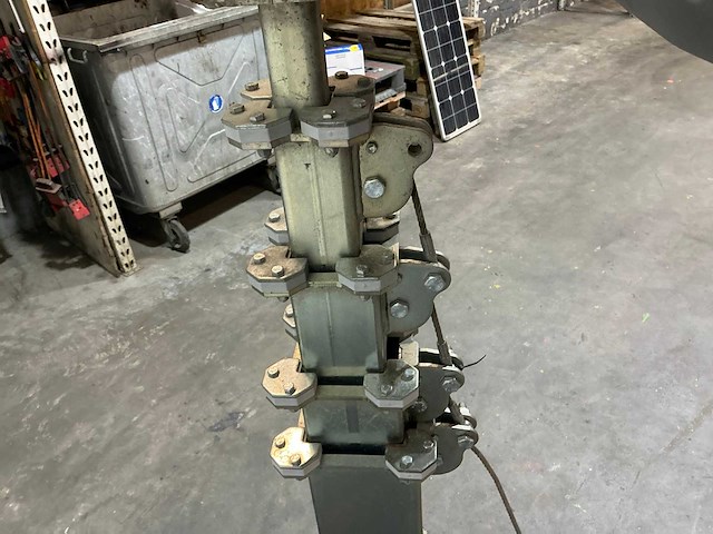 2020 trime x-pole bouwlamp - afbeelding 2 van  4