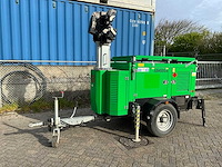 2020 trime x-solar hybrid mobiele lichtmast - afbeelding 1 van  14