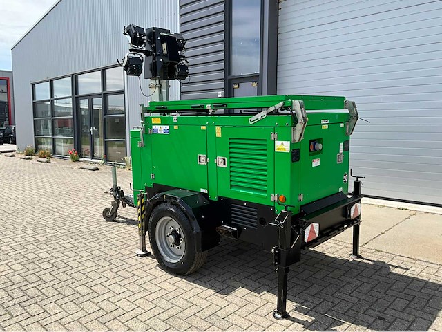 2020 trime x-solar hybrid mobiele lichtmast - afbeelding 14 van  19