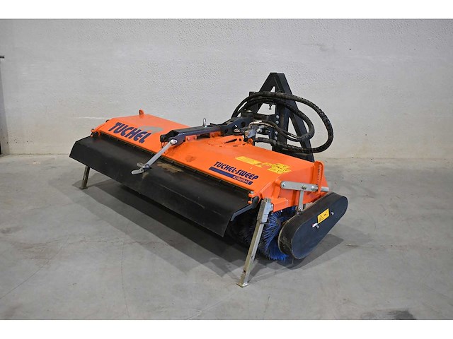 2020 tuchel-sweep kompakt 520-175 veegmachine - afbeelding 1 van  14