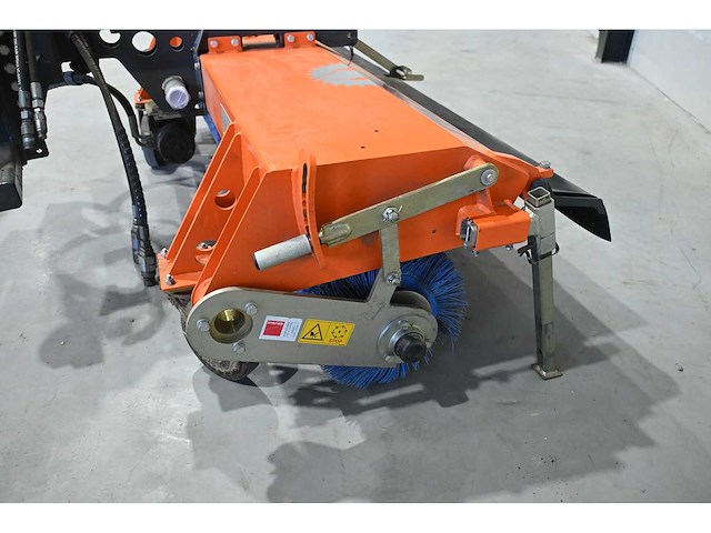 2020 tuchel-sweep kompakt 520-175 veegmachine - afbeelding 12 van  14