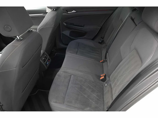 2020 volkswagen golf 1.5 etsi style personenauto - afbeelding 6 van  28
