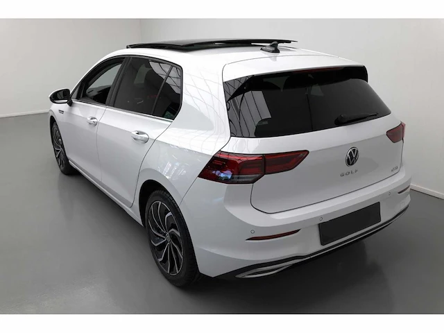 2020 volkswagen golf 1.5 etsi style personenauto - afbeelding 12 van  28