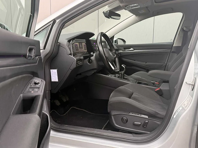 2020 volkswagen golf 1.5 tsi r-line pano bns personenauto - afbeelding 2 van  24