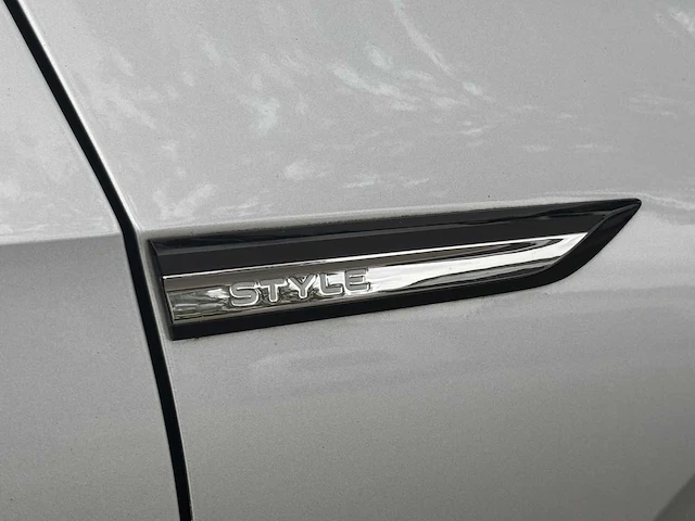 2020 volkswagen golf 1.5 tsi r-line pano bns personenauto - afbeelding 16 van  24