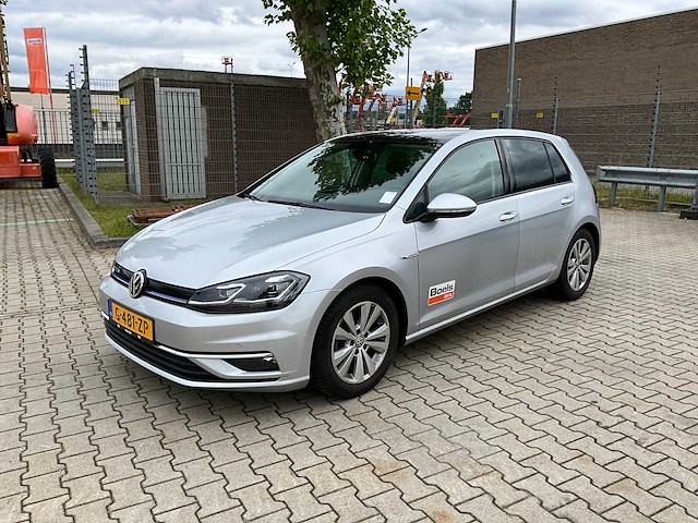 2020 volkswagen golf bluemotion 1.5 tsi cl bns personenauto - afbeelding 1 van  36